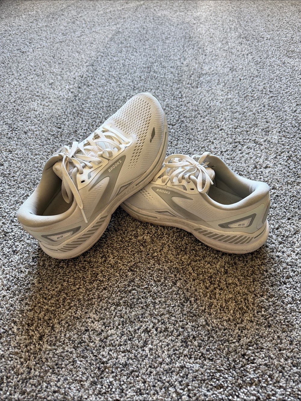Brooks Men’s Athletic Shoes - White